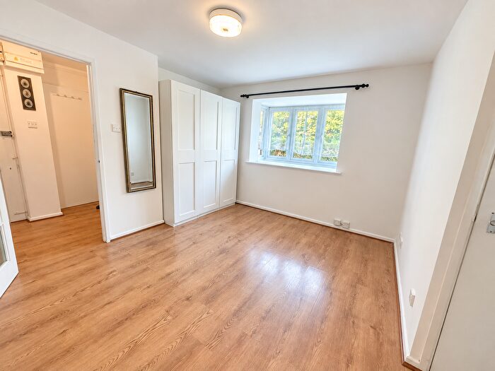 Studio For Sale In Pempath Place, Wembley, HA9