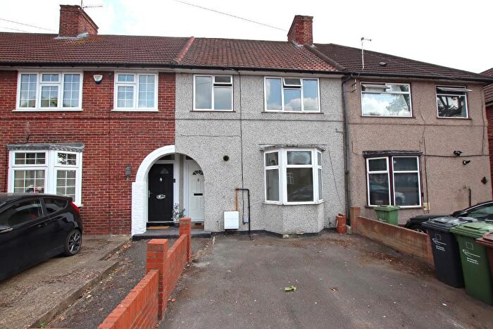 3 Bedroom Terraced House To Rent In Dagenham Avenue, Dagenham, Essex, RM9