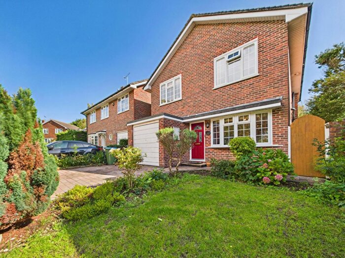 4 Bedroom Detached House For Sale In Church Close, Clapham, BN13