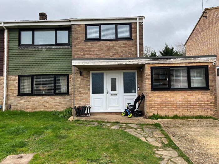 House To Rent In Furnace Green, RH10