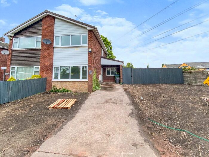 3 Bedroom Semi-Detached House To Rent In Penncricket Lane, Rowley Regis, B65