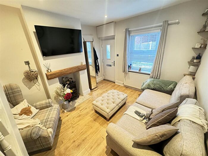 2 Bedroom Cottage For Sale In Anchor Lane, Heybridge, Maldon, CM9