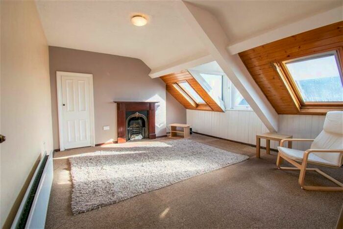 2 Bedroom Flat To Rent In Beverley Terrace, Cullercoats, NE30