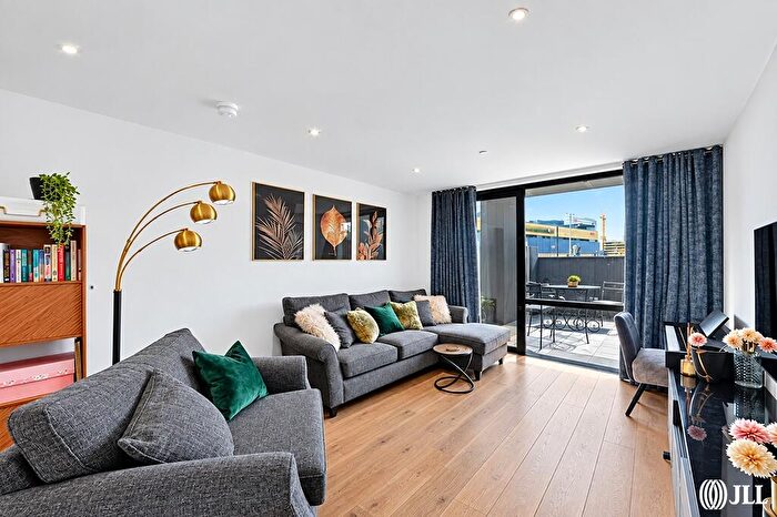 3 Bedroom Apartment For Sale In Giles House, Forrester Way, London, E15