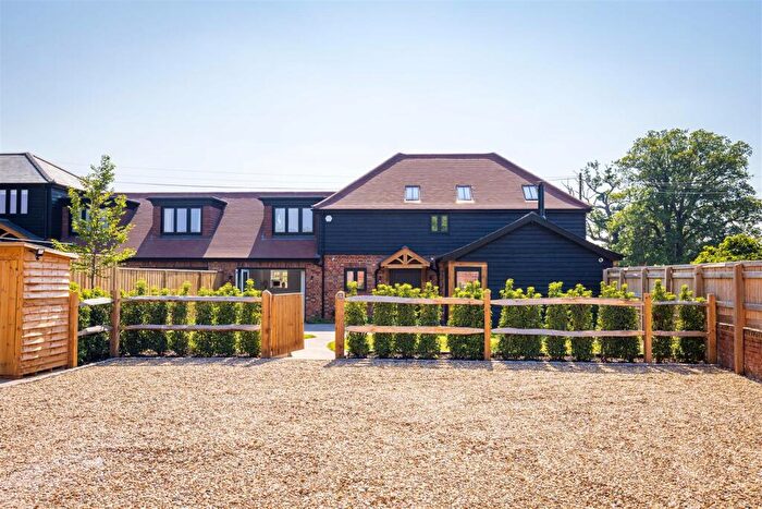 3 Bedroom House For Sale In Chilworth, Guildford, GU4