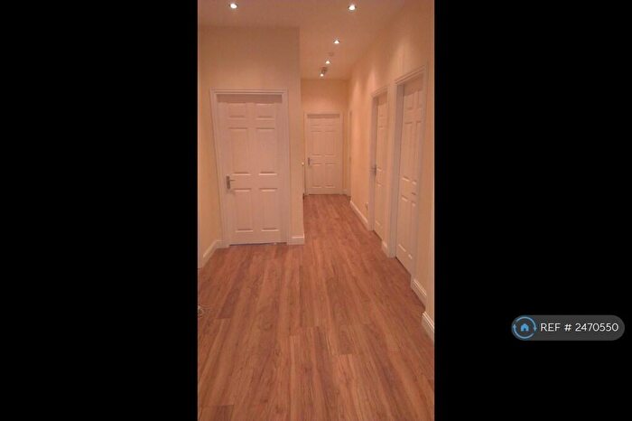 5 Bedroom Flat To Rent In Commercial Street, Dundee, DD1