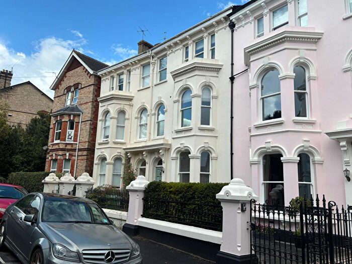 5 Bedroom Town House To Rent In Powderham Crescent, Exeter, EX4