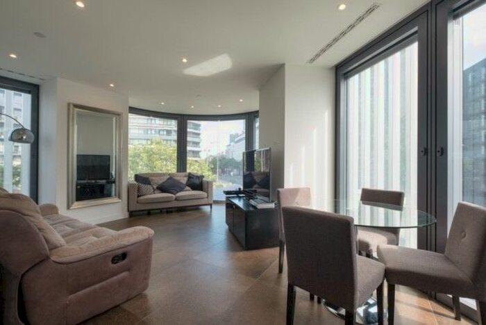 2 Bedroom Flat To Rent In City Road, Angel, EC1V