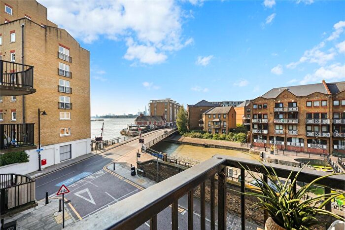 1 Bedroom Apartment For Sale In Lockview Court, E14
