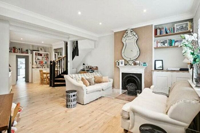 2 Bedroom Town House To Rent In Furness Road, London, SW6