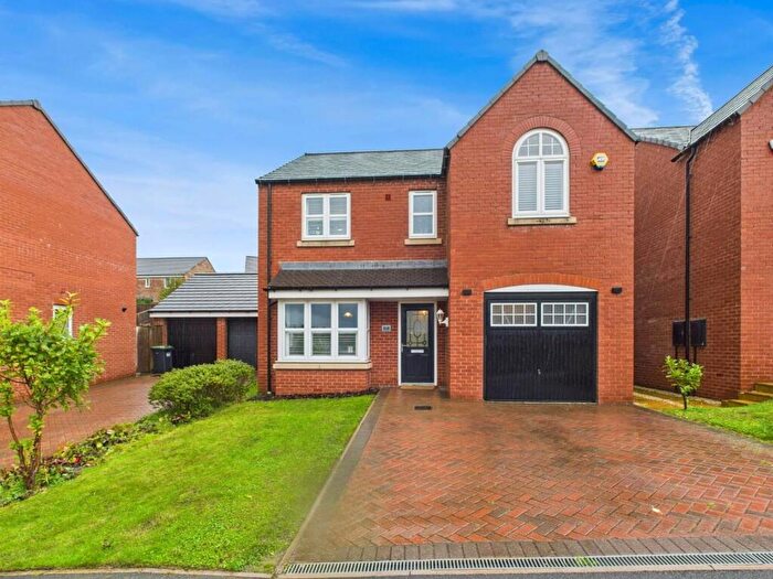 4 Bedroom Detached House For Sale In Old Stone Lane, Matlock, DE4