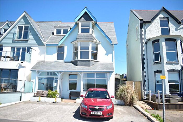 2 Bedroom Flat To Rent In Bude, Cornwall, EX23