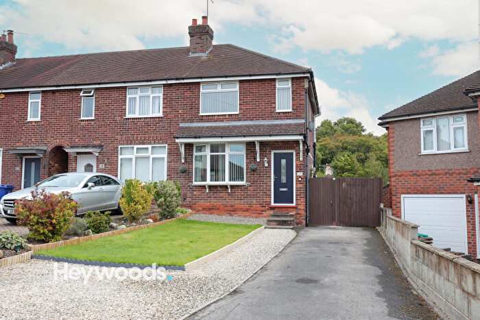 2 Bedroom Town House For Sale In Woodside Crescent, Clayton, Newcastle-under-Lyme, ST5