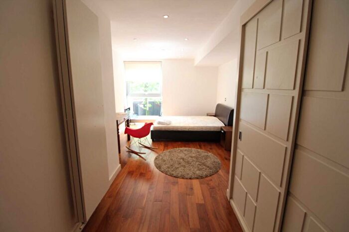 3 Bedroom Apartment To Rent In The Edge, Clowes Street, Manchester, M3