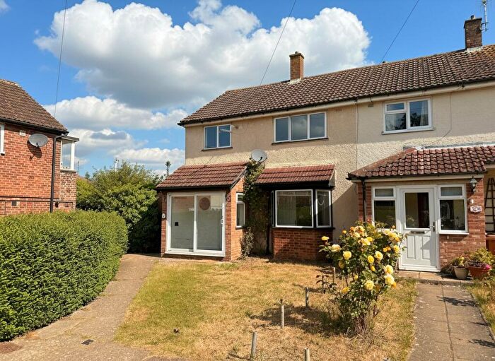 3 Bedroom End Of Terrace House For Sale In Queens Close, Sawbridgeworth, CM21