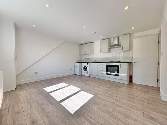 1 Bedroom Flat To Rent In Frimley High Street, Frimley, Camberley, Surrey, GU16