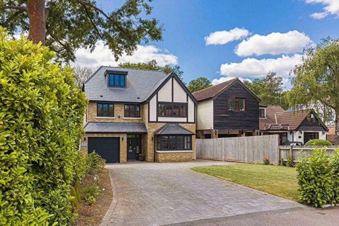 5 Bedroom Detached House For Sale In Pine Grove, Brookmans Park, Hatfield, AL9