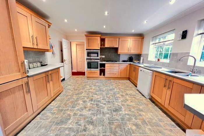 4 Bedroom Detached House For Sale In Trafford Park, Wisbech, Cambridgeshire, PE13