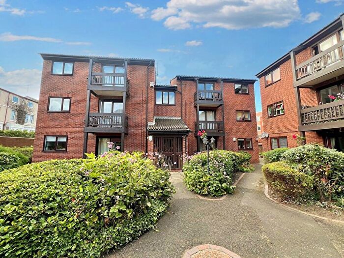 2 Bedroom Apartment To Rent In Southleigh, Whitley Bay, Tyne And Wear, NE26
