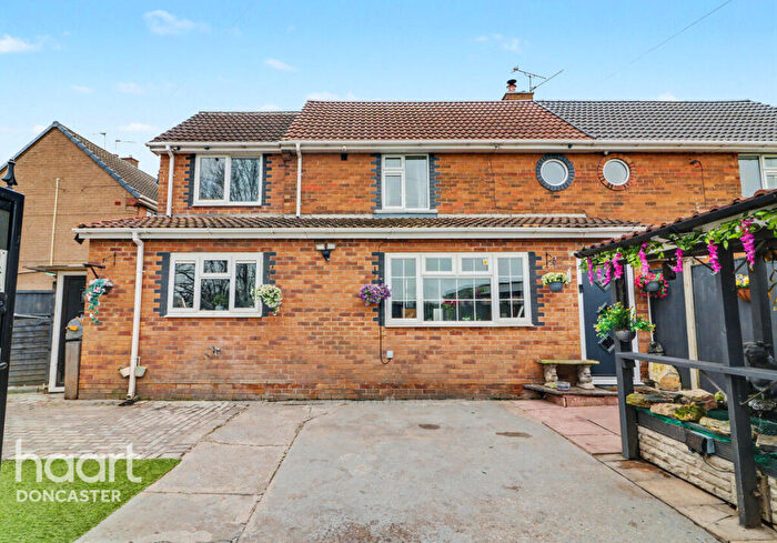 3 Bedroom Semi Detached House For Sale In Churchfield Road, Campsall, Doncaster, DN6