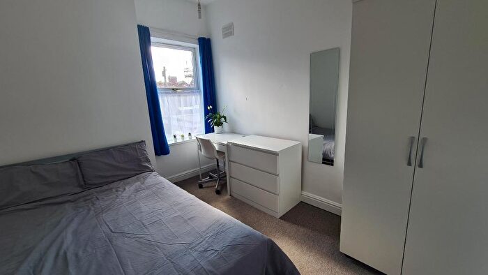 5 Bedroom Terraced House To Rent In Seaford Street, Shelton, Stoke-On-Trent, ST4