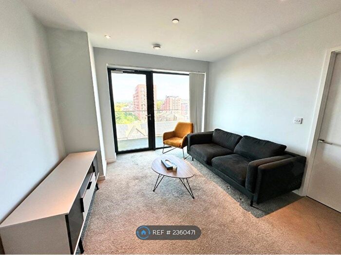 2 Bedroom Flat To Rent In Block B, Salford, M3
