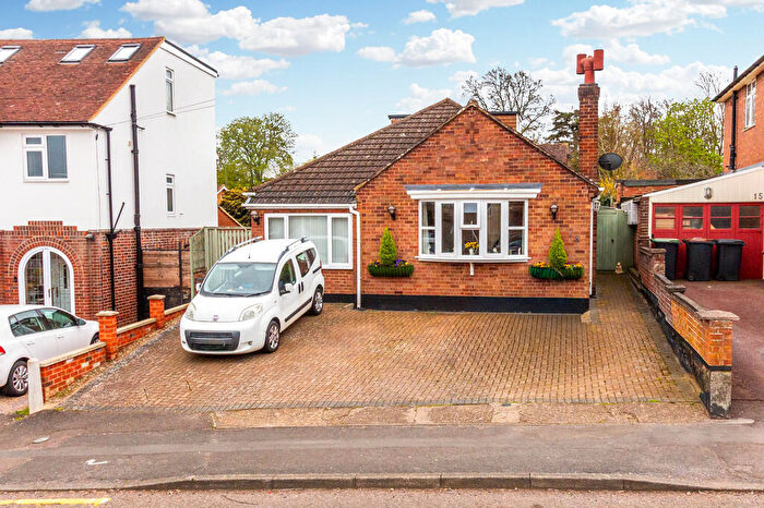 2 Bedroom Detached Bungalow For Sale In St. Marys Avenue, Rushden, NN10