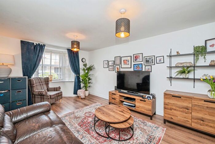 4 Bedroom Detached House For Sale In Union Road, Aylsham, Norwich, NR11