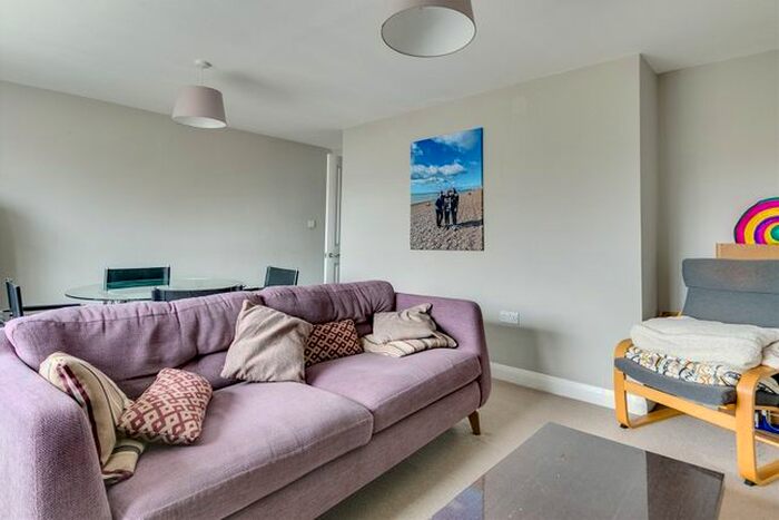 3 Bedroom Flat To Rent In Buttermere Drive, East Putney, SW15