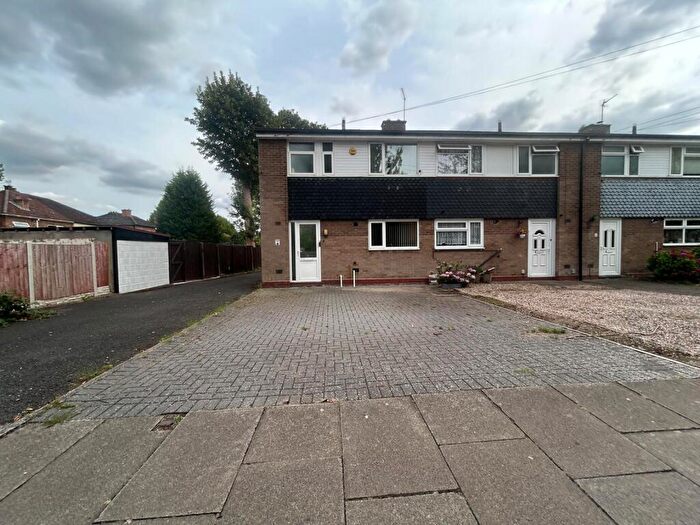 3 Bedroom House To Rent In Topcroft Road, Birmingham, B23