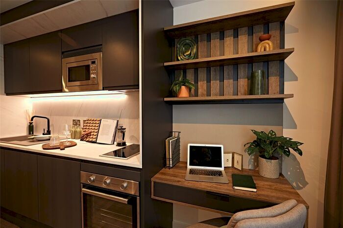 Studio To Rent In Wade Lane, Leeds, LS2