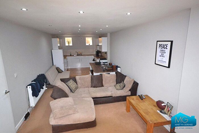 1 Bedroom Flat To Rent In York Rise, Kentish Town, London, NW5