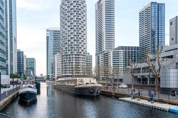 2 Bedroom Apartment For Sale In Manilla Street, Canary Wharf, E14