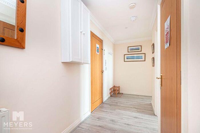 2 Bedroom Flat To Rent In Burlington Mansions, Owls Road, Bournemouth, BH5