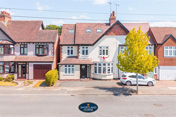 4 Bedroom Semi-Detached House For Sale In Stoneleigh Avenue, Earlsdon, Coventry, CV5