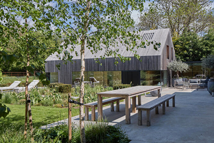 4 Bedroom Barn Conversion For Sale In Hunts Green Barn, Henley-On-Thames, Oxfordshire, RG9