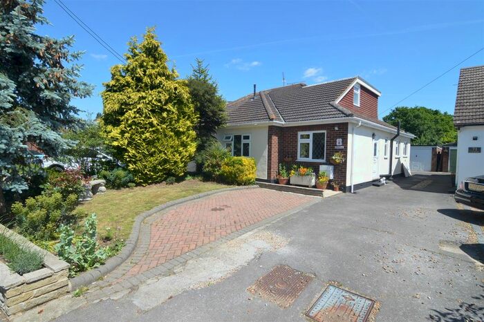 3 Bedroom Semi-Detached House For Sale In Church Lane, Bulphan, Upminster, RM14