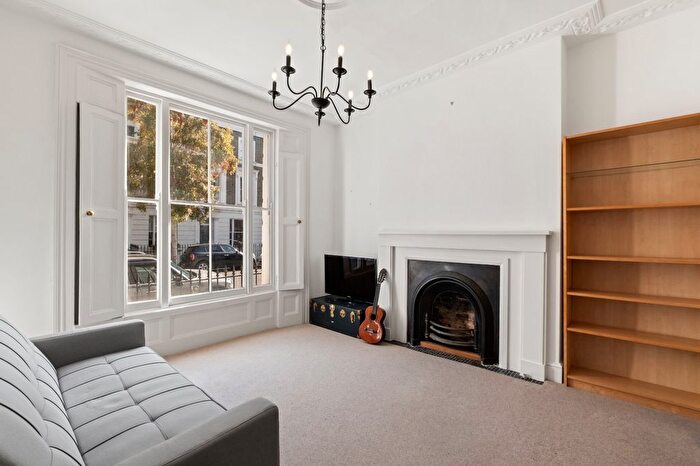 2 Bedroom Flat To Rent In Florence Street, Canonbury, N1