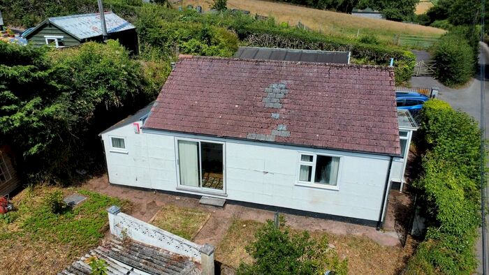 2 Bedroom Detached House For Sale In Frogwell, Tiverton, EX16