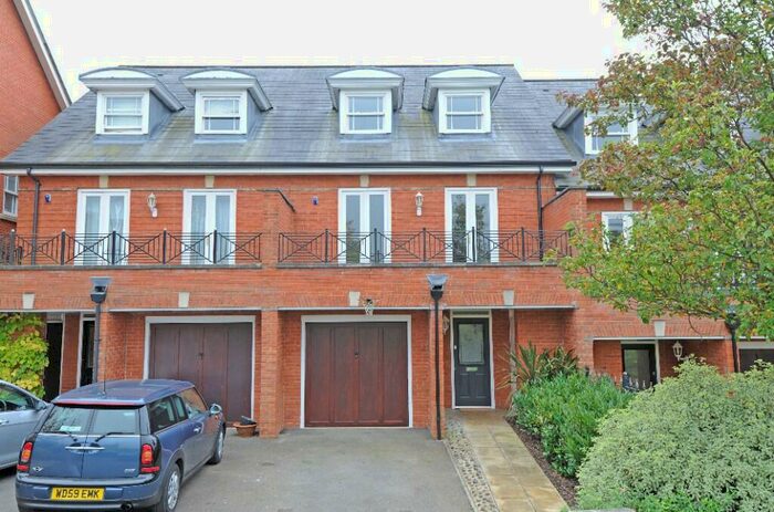 4 Bedroom Terraced House To Rent In Lancaster Avenue, Guildford, Surrey, GU1