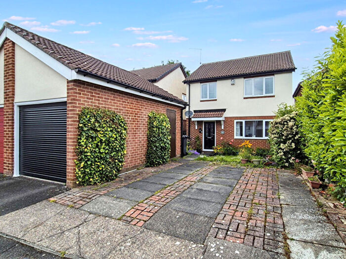 3 Bedroom Detached House For Sale In Sherburn Grange North, Jarrow, Tyne And Wear, NE32
