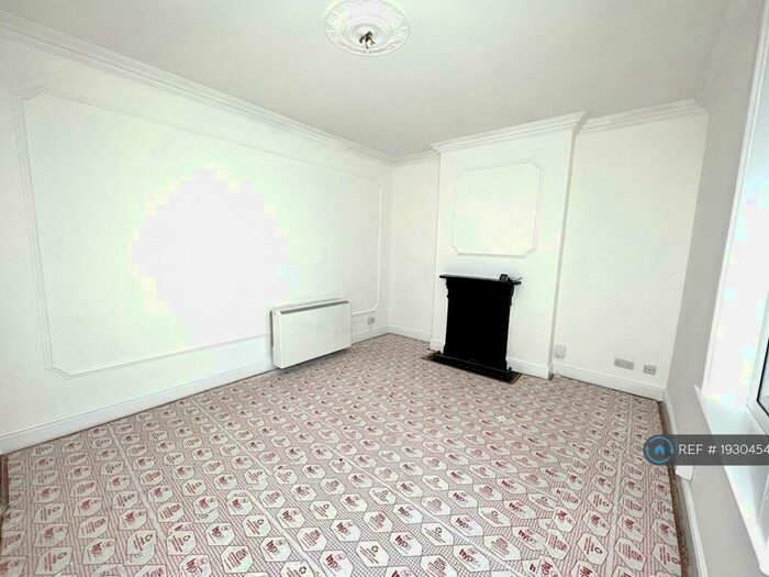 1 Bedroom Flat To Rent In Burlington Road, Ipswich, IP1