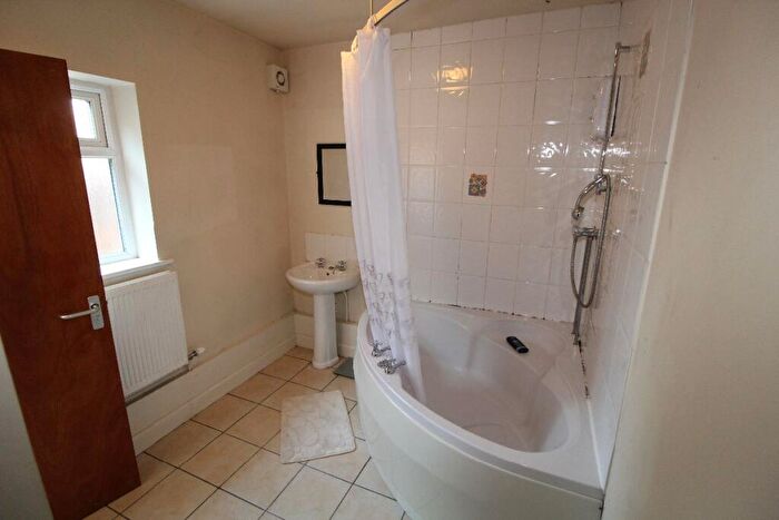 6 Bedroom Terraced House For Sale In Plungington Road, Preston, Lancashire, PR2