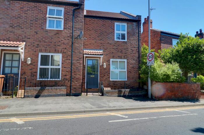 2 Bedroom Terraced House To Rent In Station Road, Preston, Hull, HU12