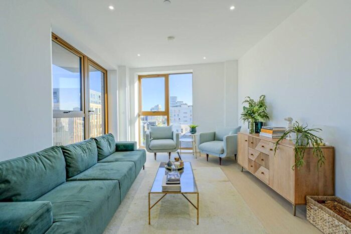 1 Bedroom Flat To Rent In Dod Street, , Limehouse, London, E14