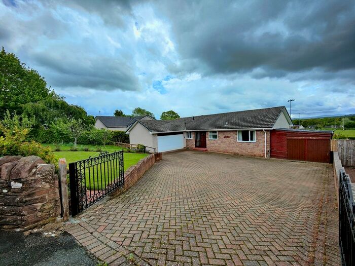 3 Bedroom Detached Bungalow For Sale In Winters Park, Penrith, CA11