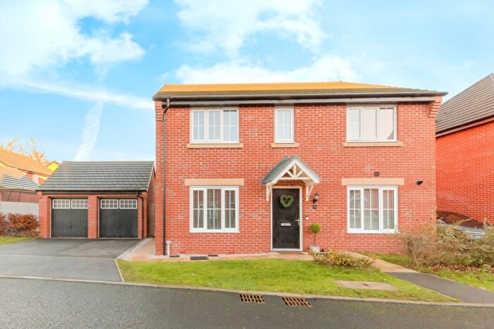 4 Bedroom Detached House For Sale In Black Croft Close, Shavington, Crewe, Cheshire, CW2