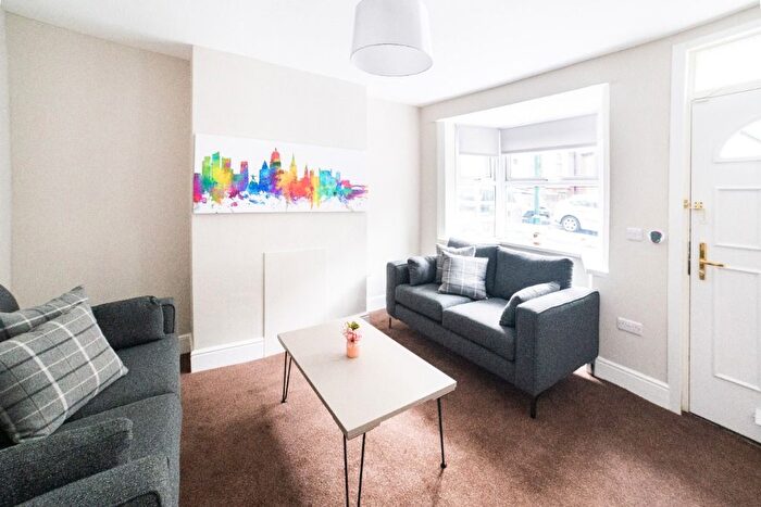 2 Bedroom Terraced House To Rent In Maples Street, Nottingham, Nottinghamshire, NG7