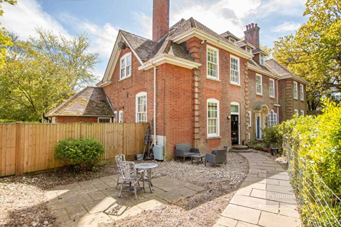 4 Bedroom Apartment For Sale In Camberley Road, Norwich, NR4