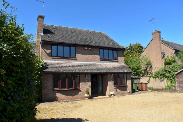 4 Bedroom Detached House To Rent In Holywell Way, Longthorpe, Peterborough, PE3